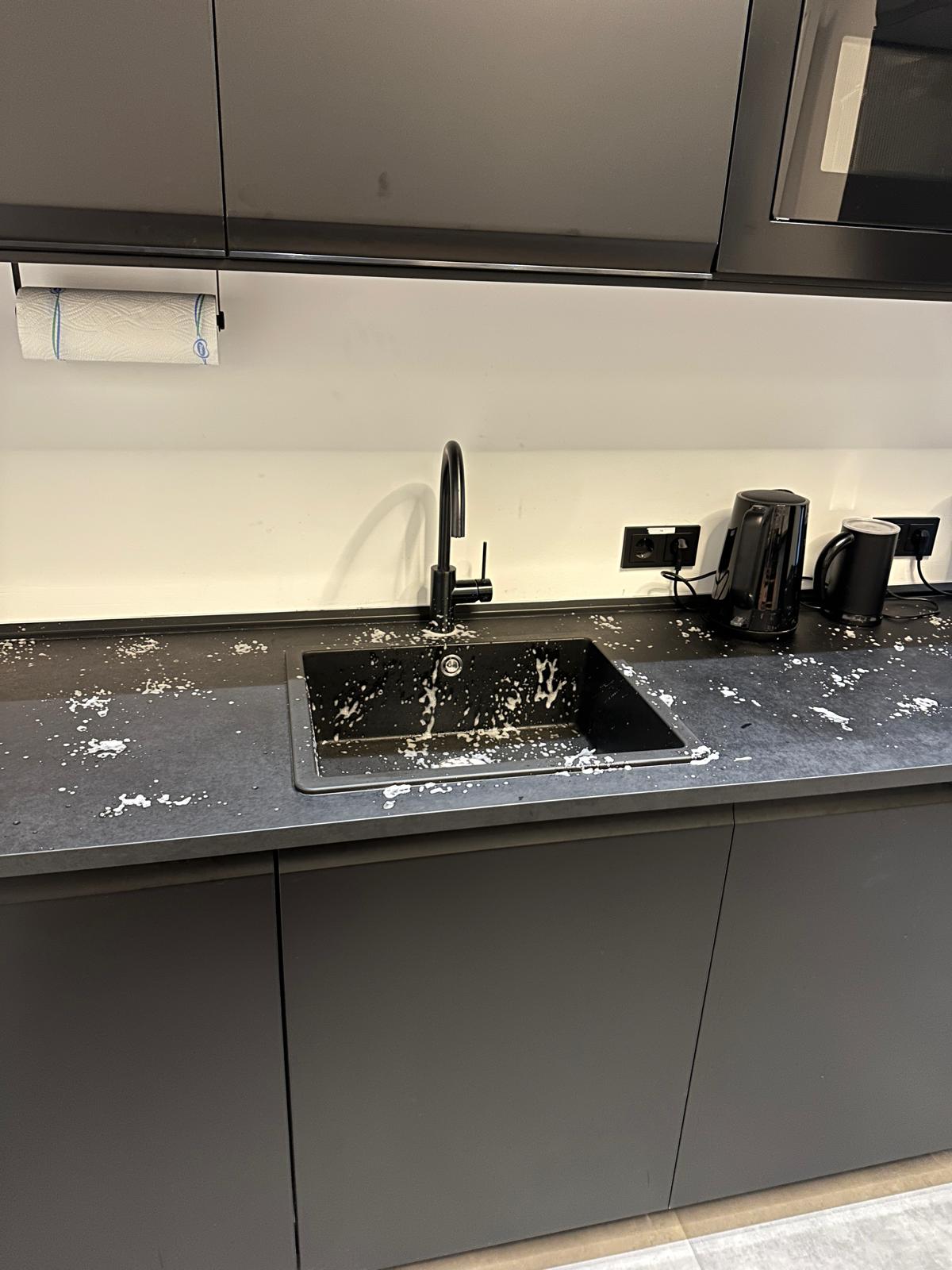 Büroreinigung Aufnahme 15